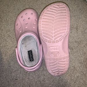 pink fluffy crocs